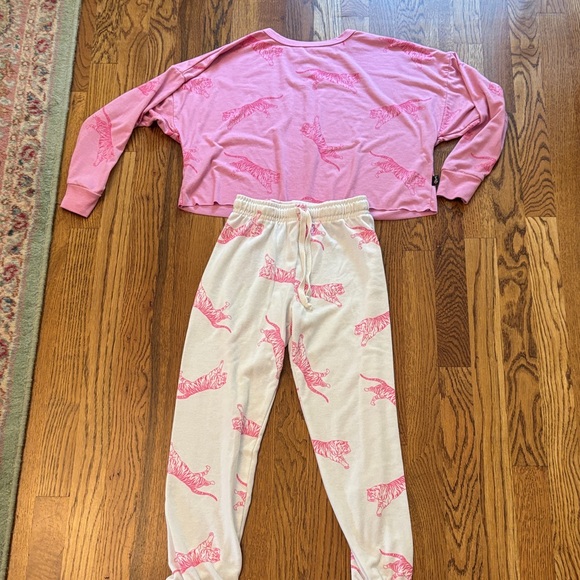 T2 Love Pink and Cream Kids Leisure Set - Picture 1 of 1